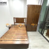Giường ngủ Rew gỗ sồi tự nhiên đầu gỗ màu óc chó GN-20SN