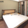Giường ngủ Rew gỗ sồi tự nhiên đầu mây màu óc chó GN-19SN