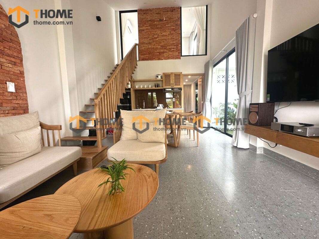 Hình Ảnh Thi Công Gỗ Sồi Tự Nhiên Nhà Chị Hương Hòa Xuân TTTC-29SN