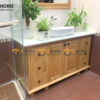 Tủ Lavabo Gỗ Sồi Tự Nhiên Có Chân 2 Cánh Mở TL-02SN