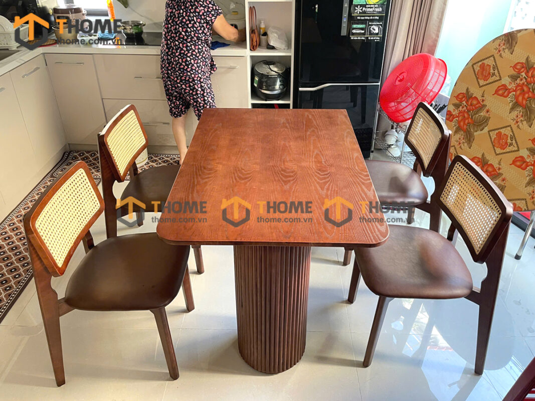 Bàn Ăn Gỗ Sồi Tự Nhiên Lan Sọc 3 Trụ Tròn BAMG-41SN