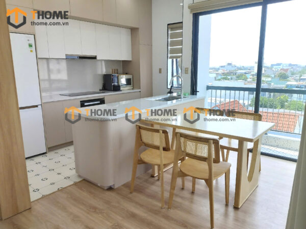 Bộ Bàn Ăn Chân Vuông Lỗ Nửa Oval 4 Ghế (Nhiều Mẫu Ghế) Gỗ Sồi Tự Nhiên BBA4-25SN