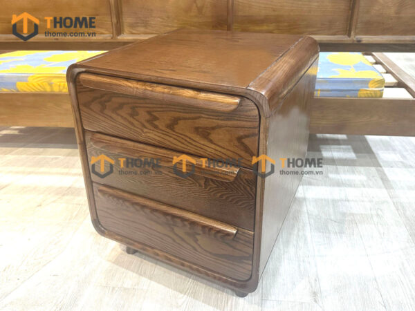 Tủ Đầu Giường Gỗ Sồi Tự Nhiên Nova 3 Hộc Kéo Màu Óc Chó TDG-13SN