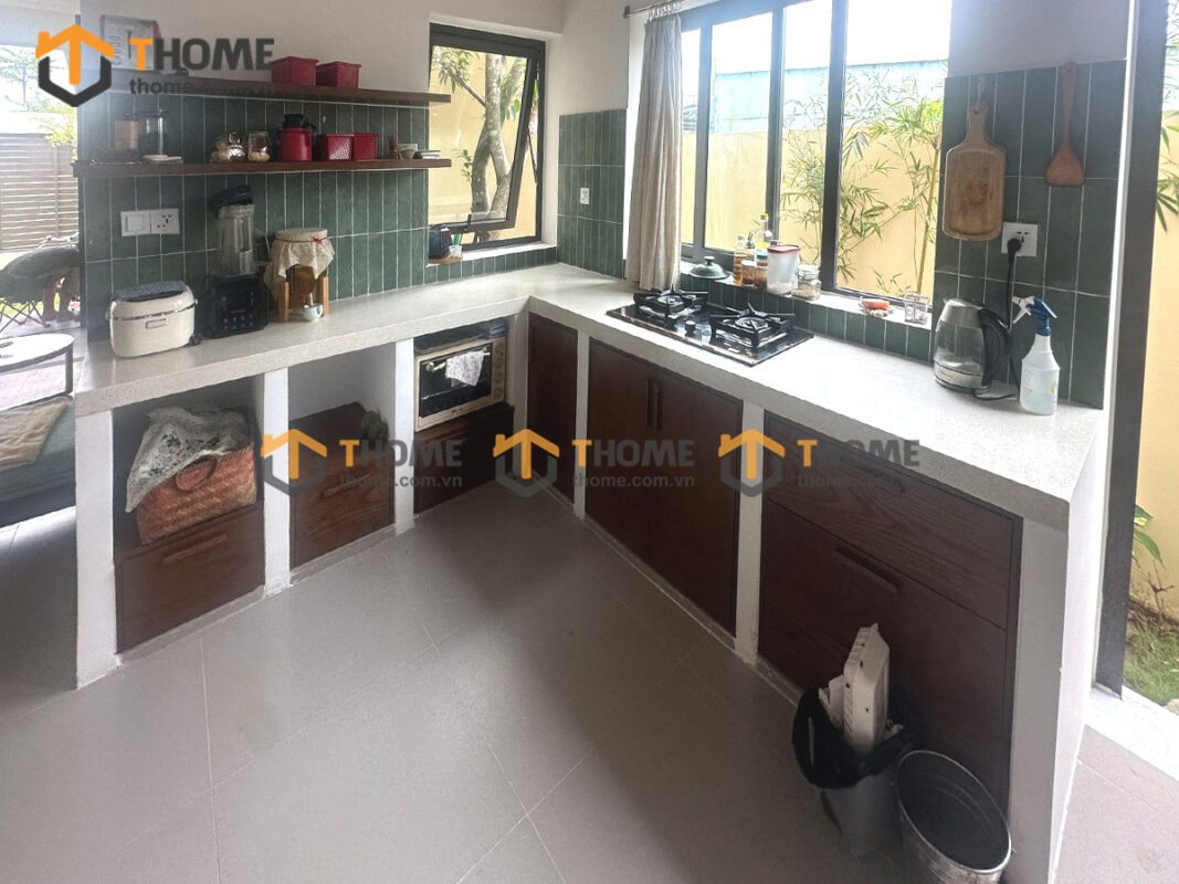 Hình Ảnh Thi Công Gỗ Sồi Tự Nhiên Nhà Chị Thanh Sky Hòa Xuân TTTC-45SN