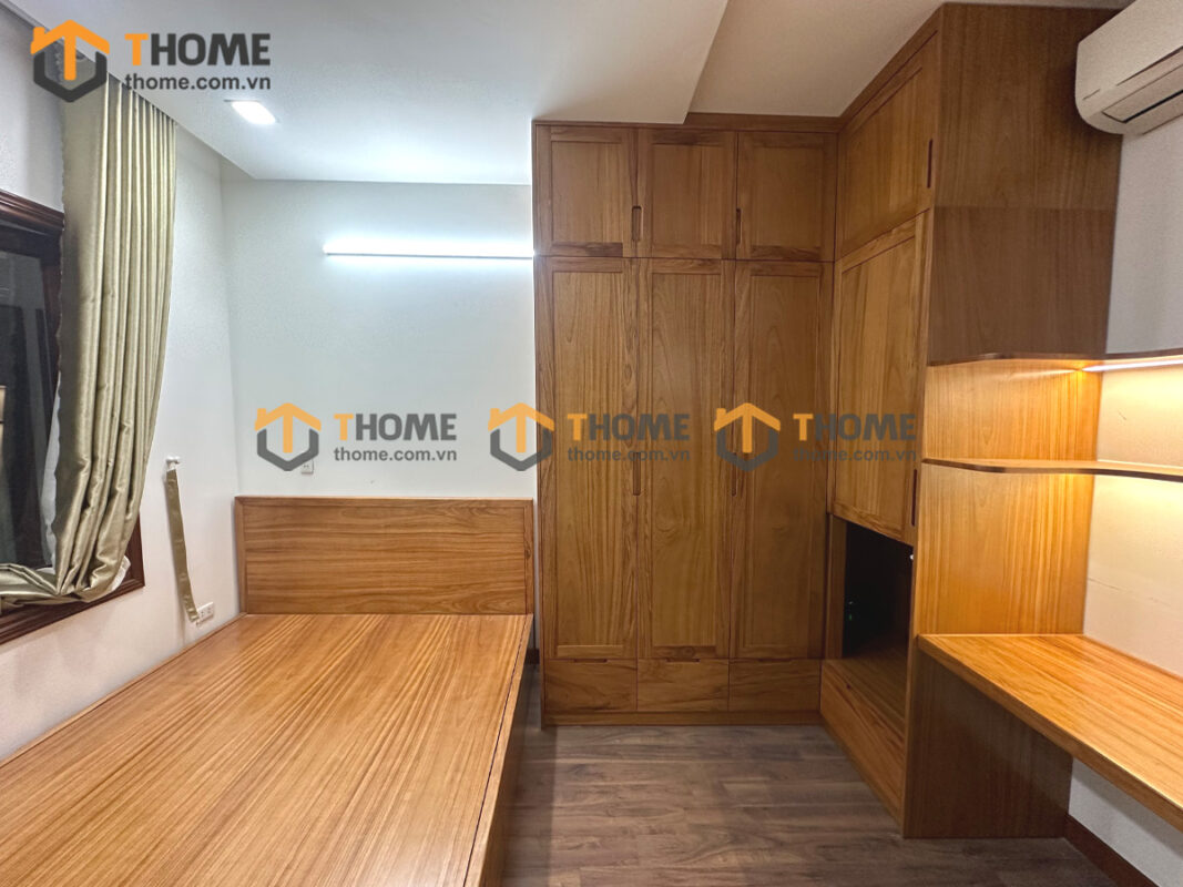 Hình Ảnh Thi Công Gỗ Sồi Tự Nhiên Nhà Anh Nhật Furama TTTC-47SN